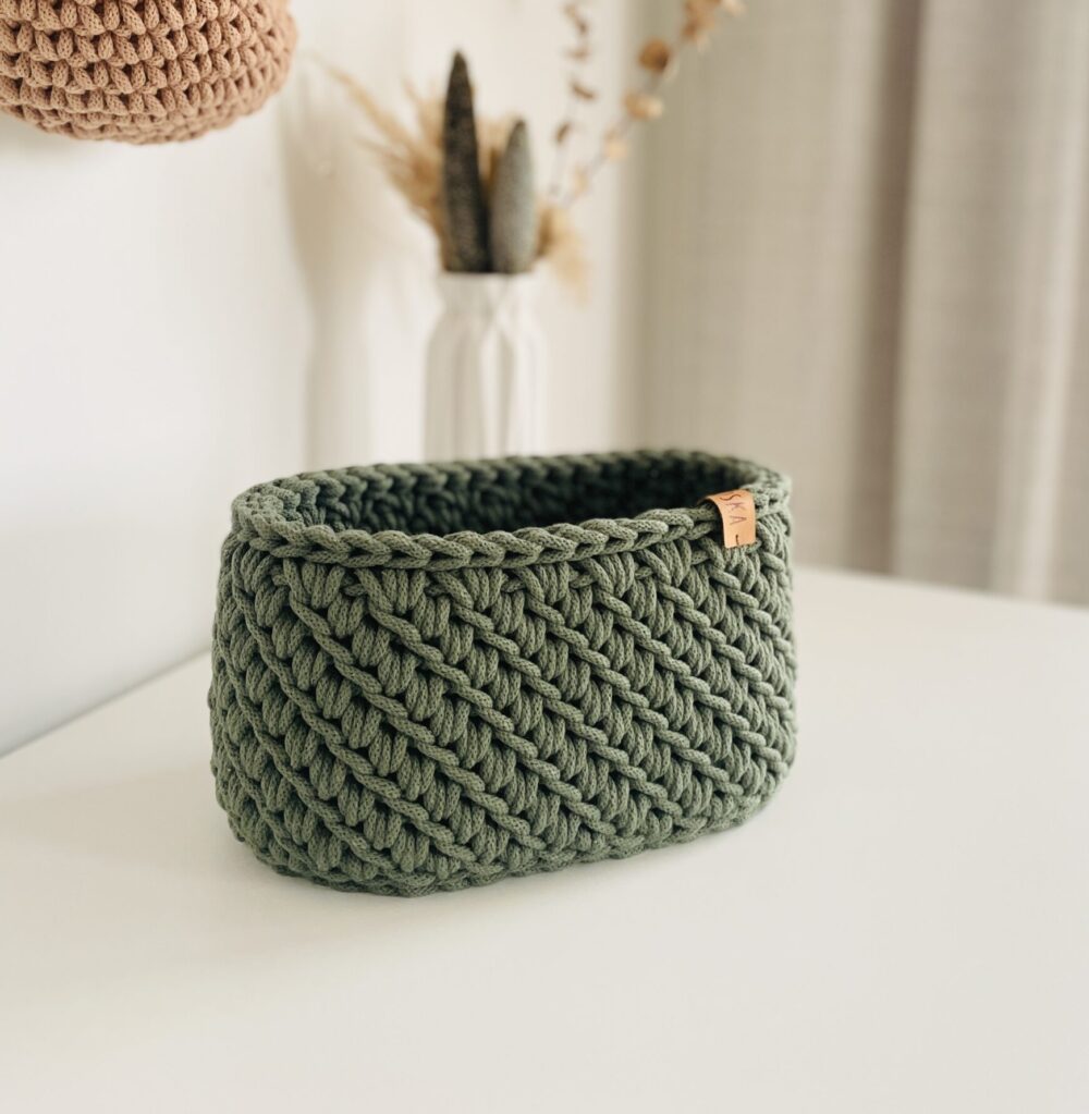 Madaras mintájú ovális tároló - Közepes